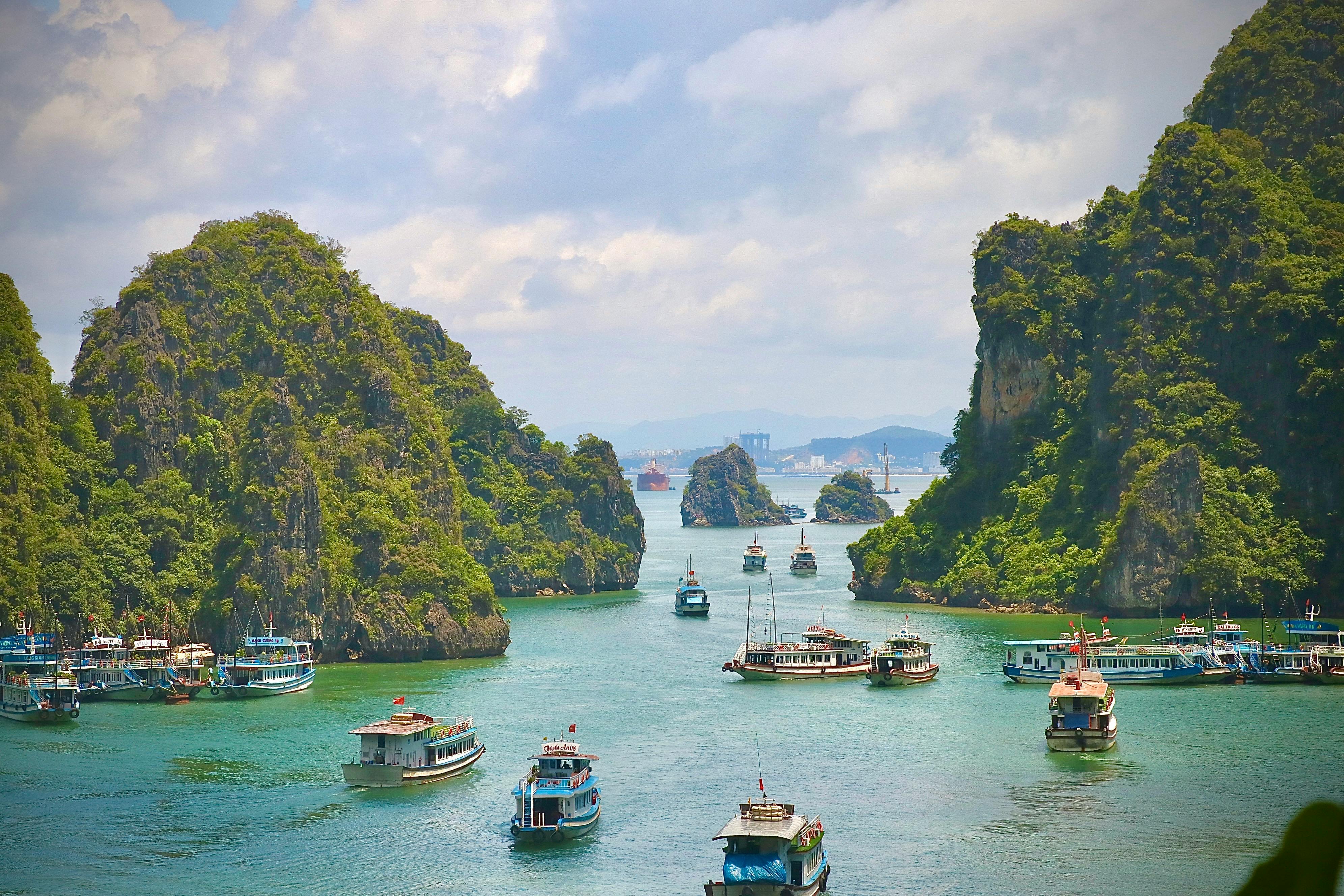 Ha Long Bay